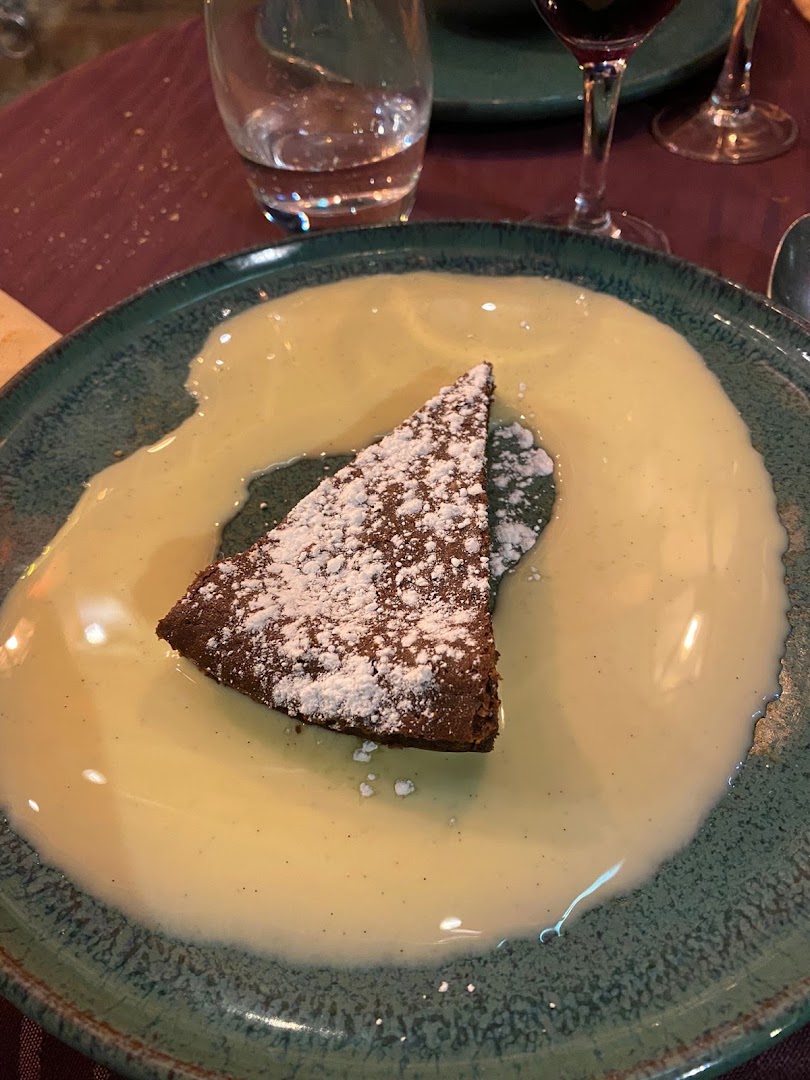 Gâteau au chocolat et crème anglaise